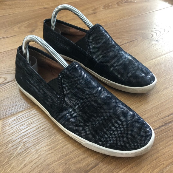 Joie Kidmore black embossed leather flats - Picture 2 of 7